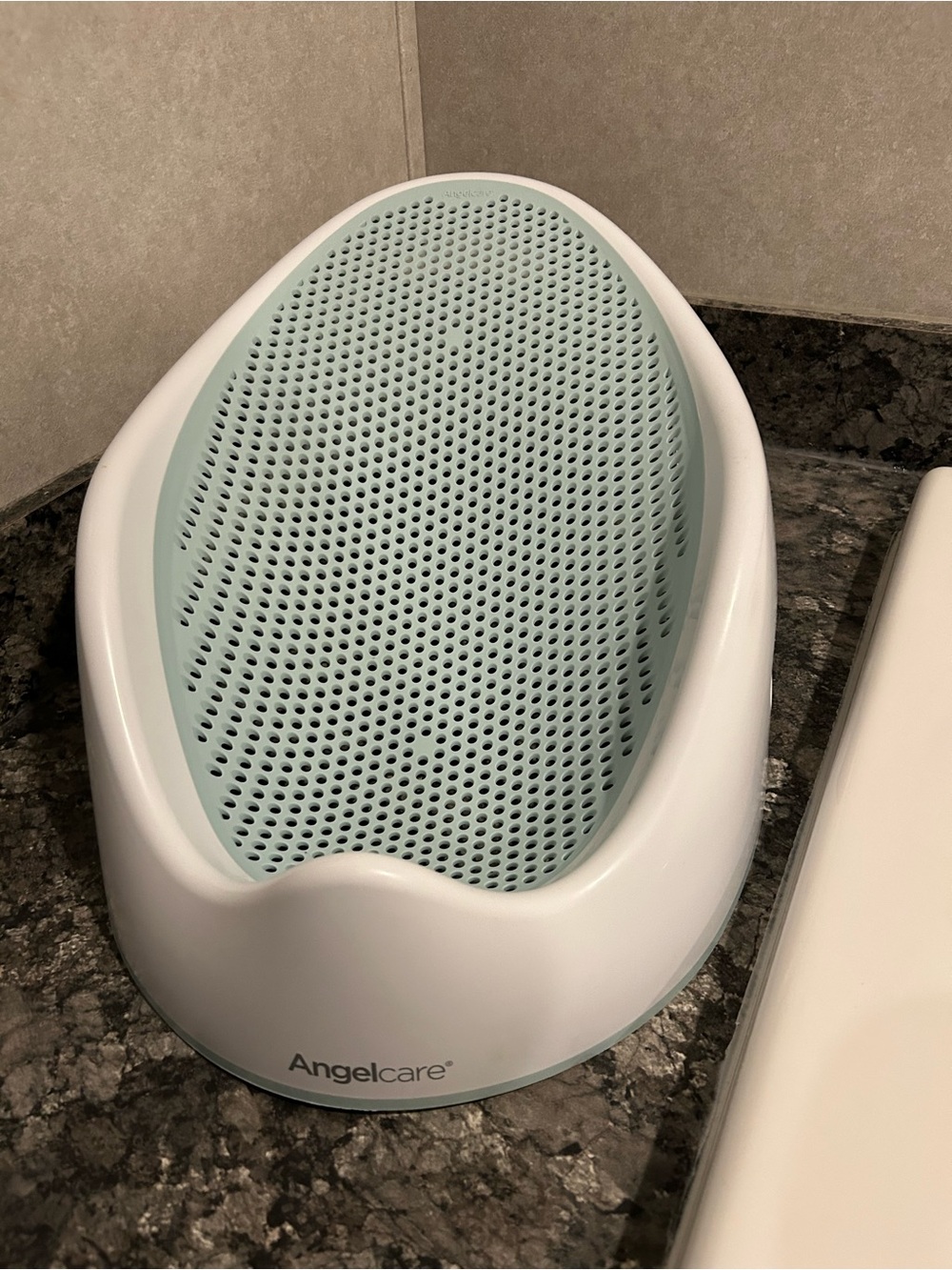 Baby Bath Support in Light Blue and White